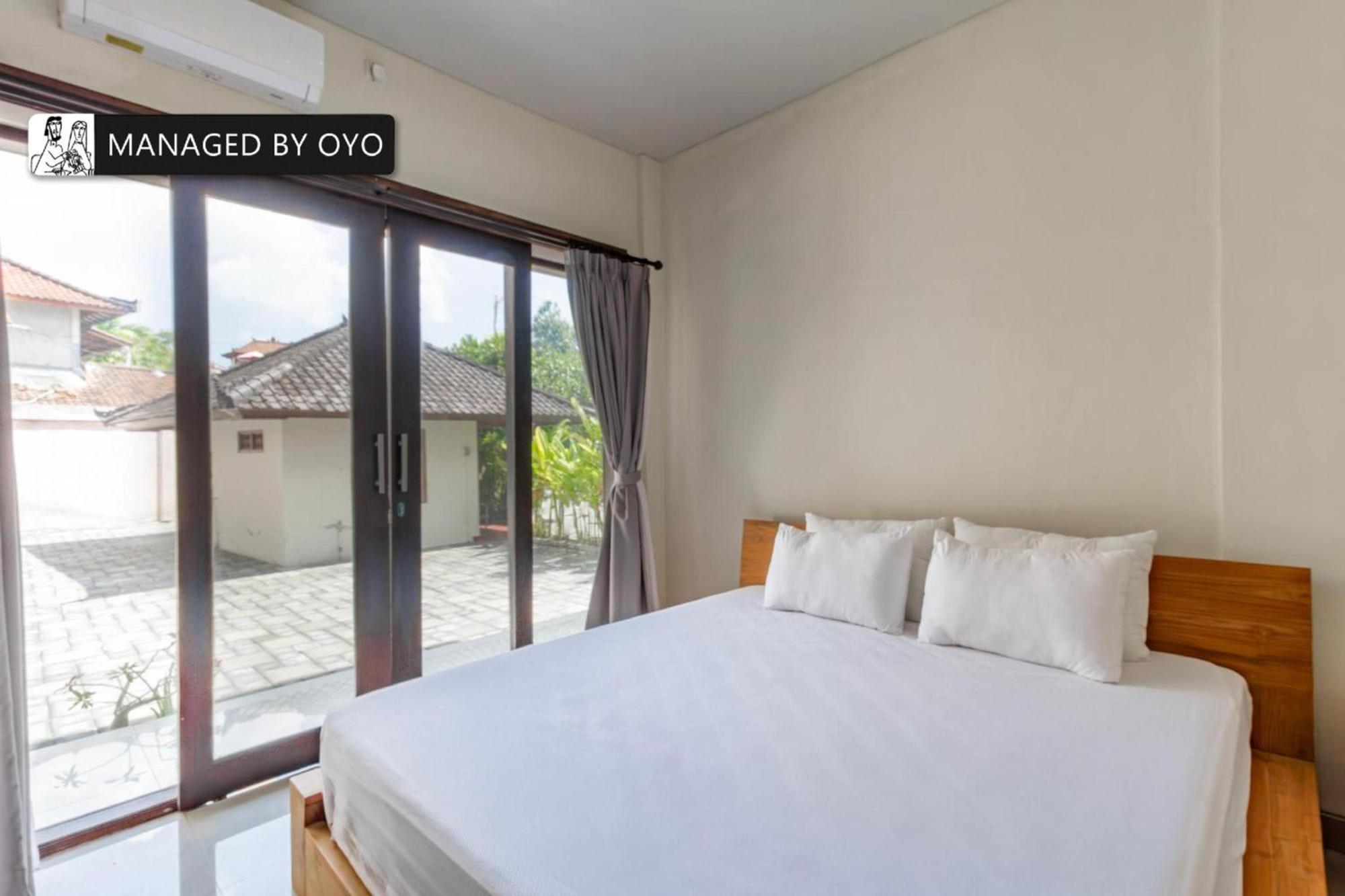 Collection O Near Seminyak Beach Formerly The Kumpi Hotel Luaran gambar